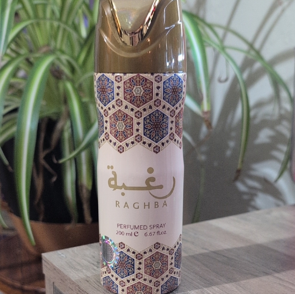 Raghba Perfumed Spray with Gold Cap